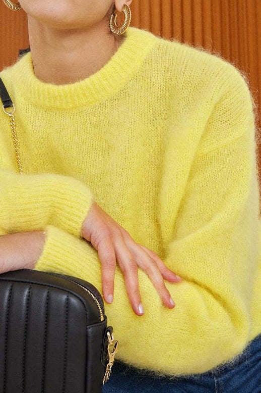 PULL DOUDOU JAUNE Balzac seconde main photo 3