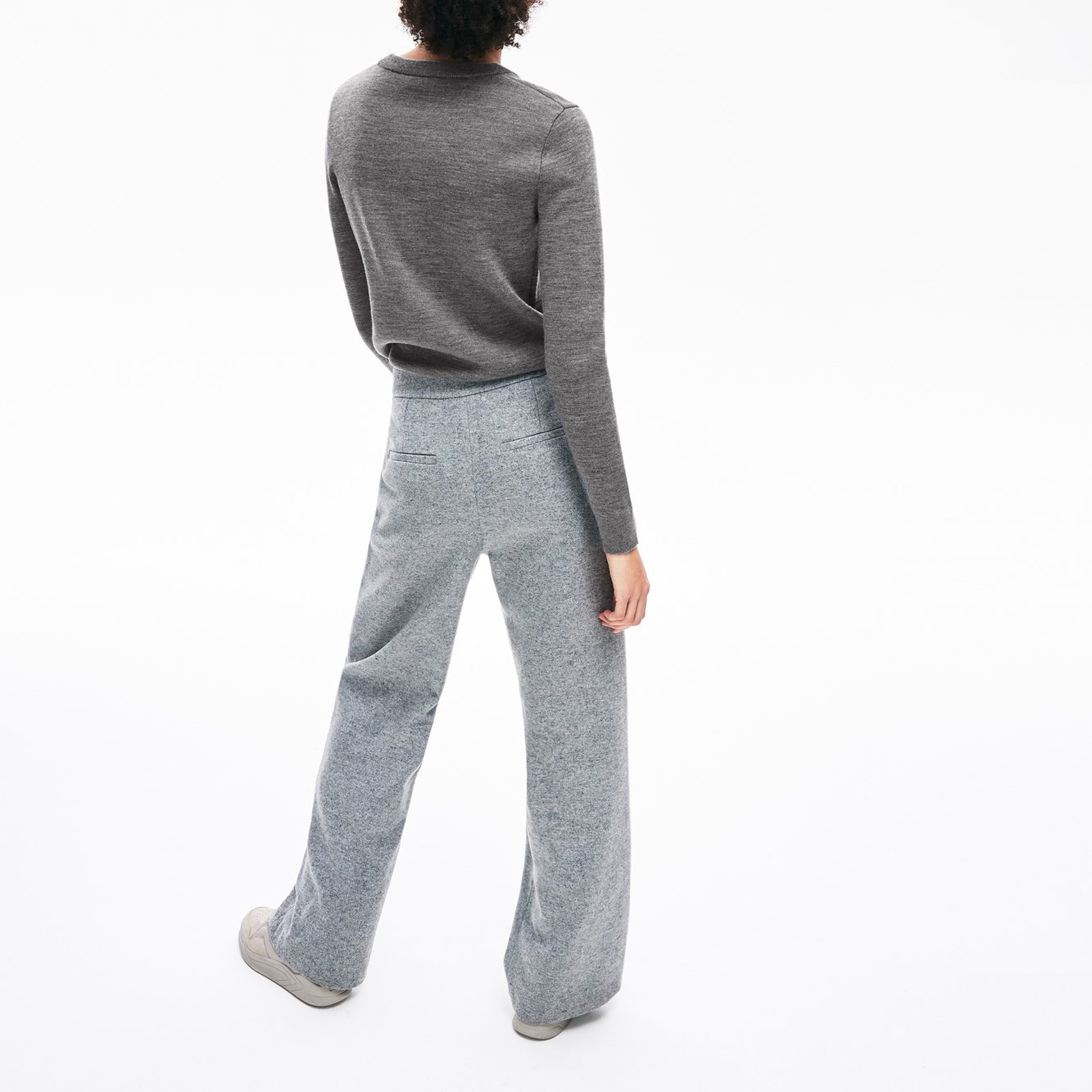 Pull femme Lacoste seconde main photo 3