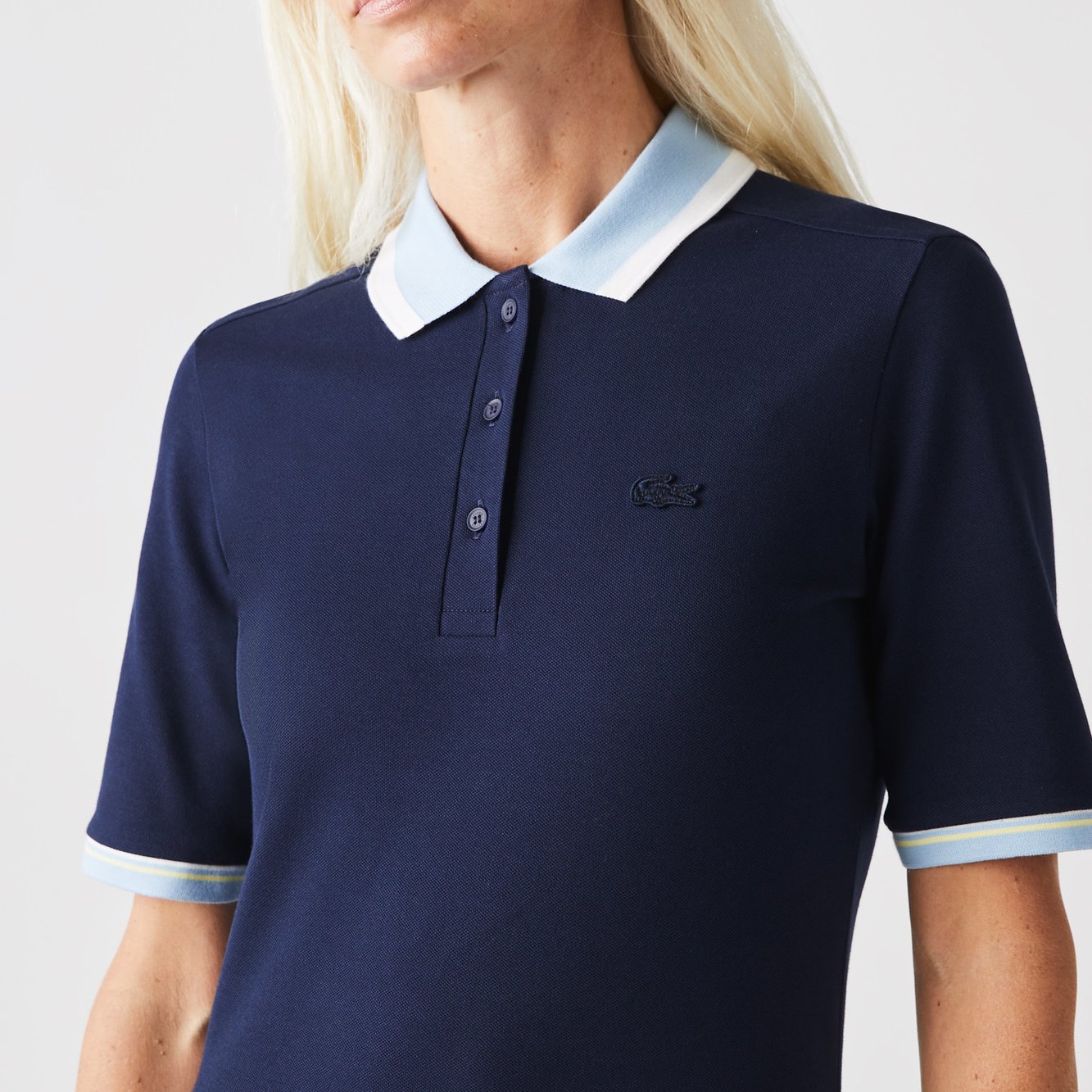 Robe femme Lacoste seconde main photo 3