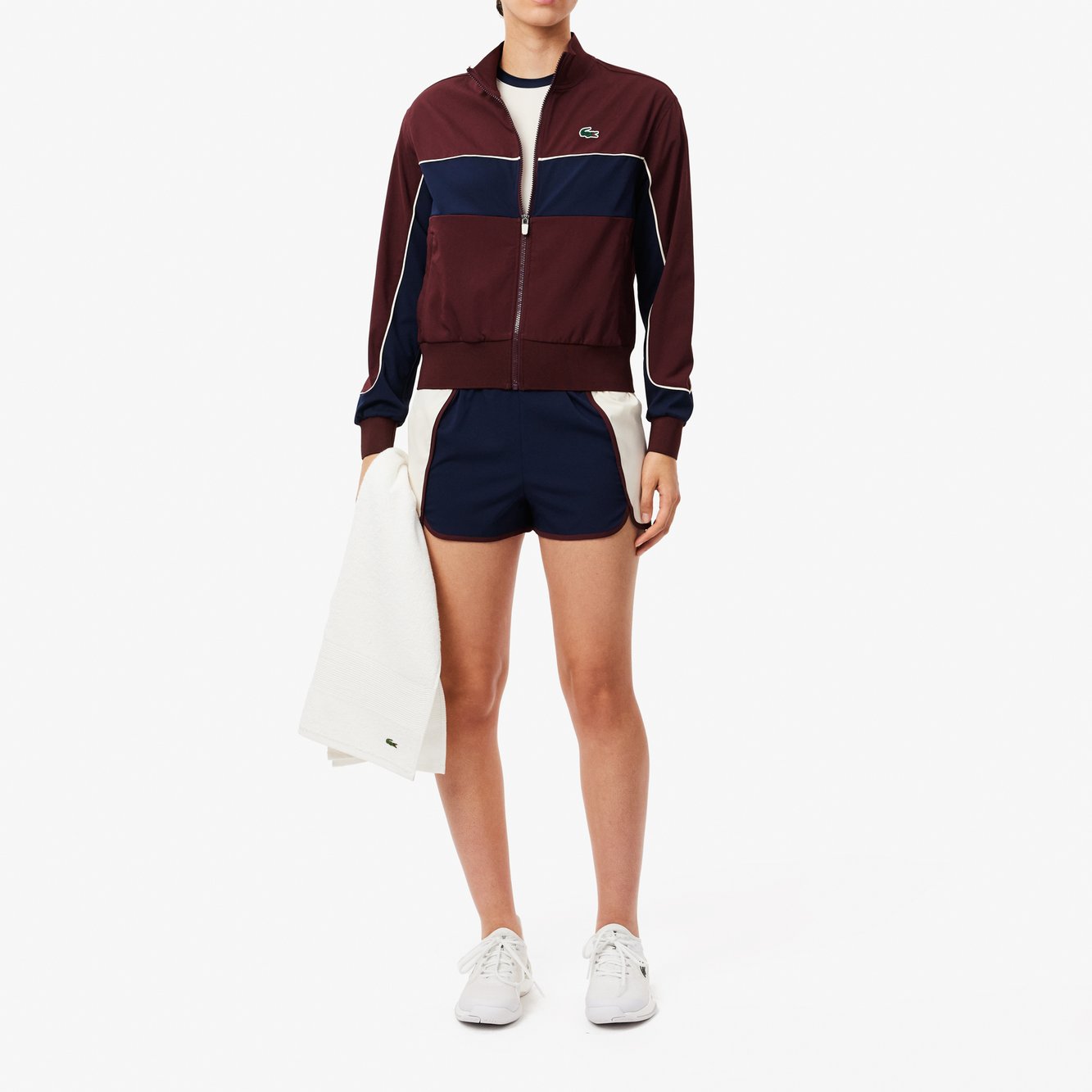 Short femme Lacoste seconde main photo 5