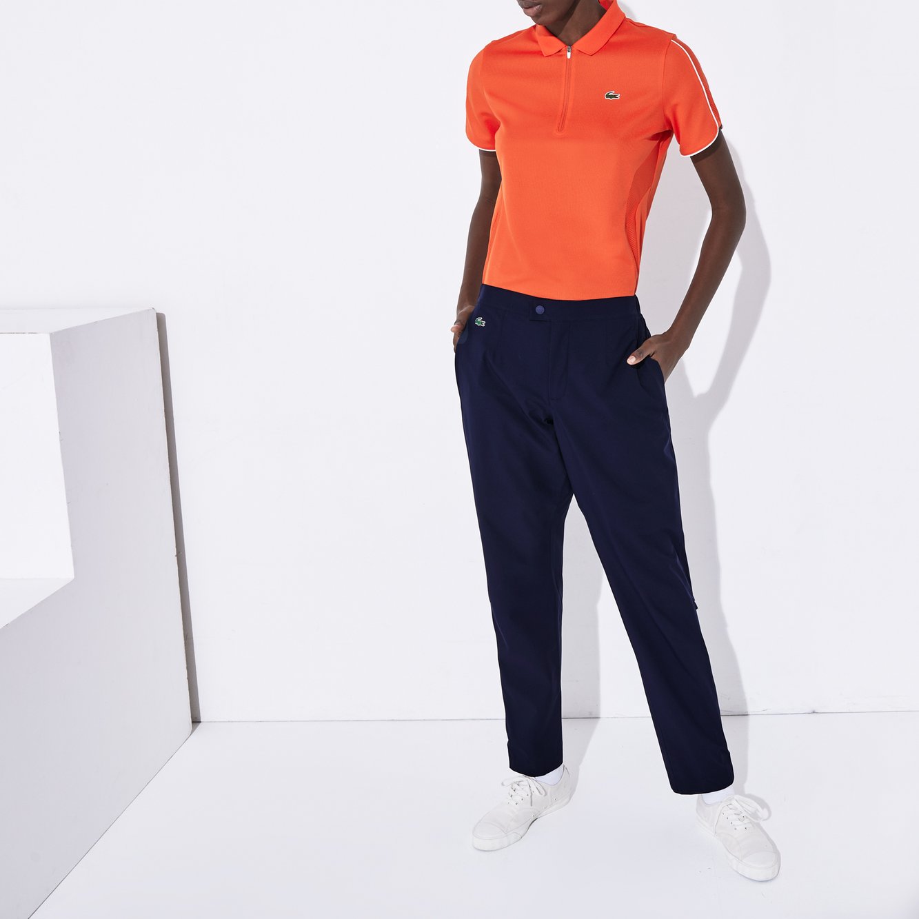 Pantalon femme Lacoste seconde main photo 2