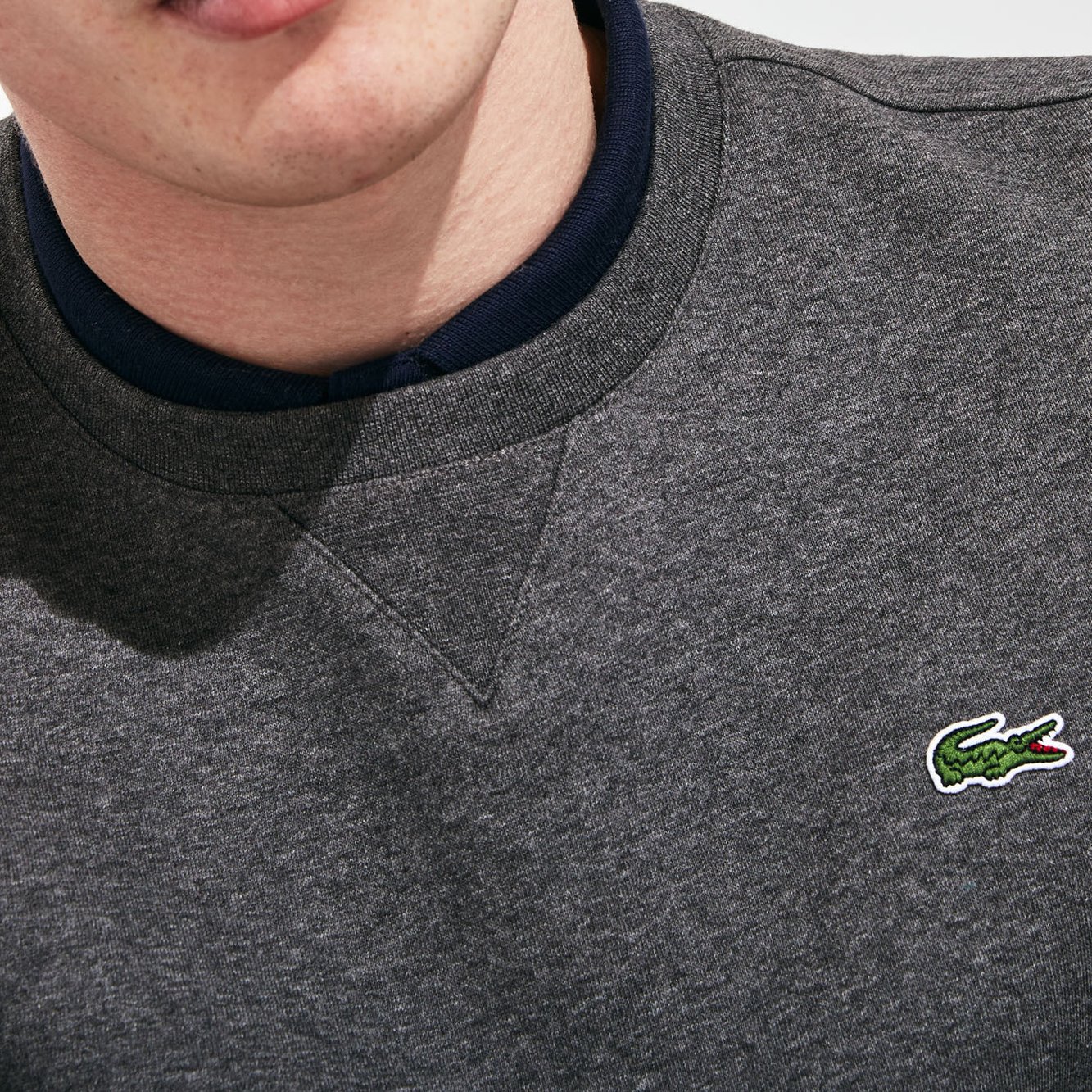 Sweatshirt homme Lacoste seconde main photo 2