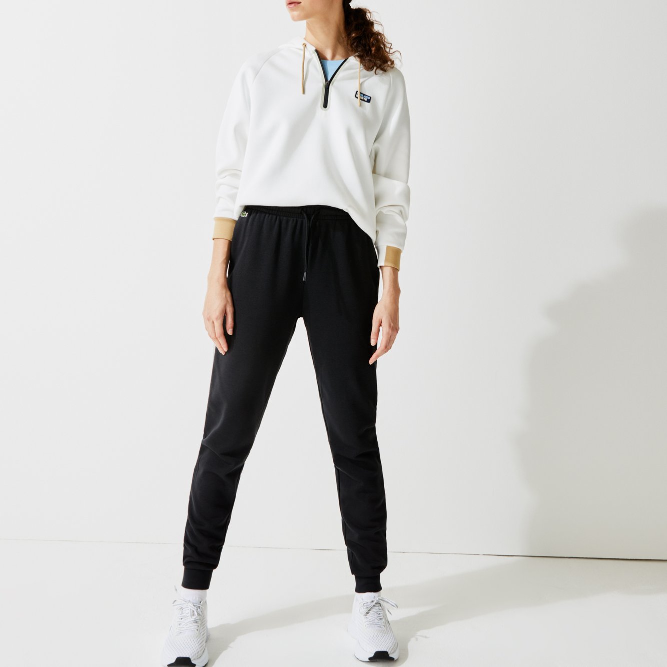 Jogging femme Lacoste seconde main photo 2