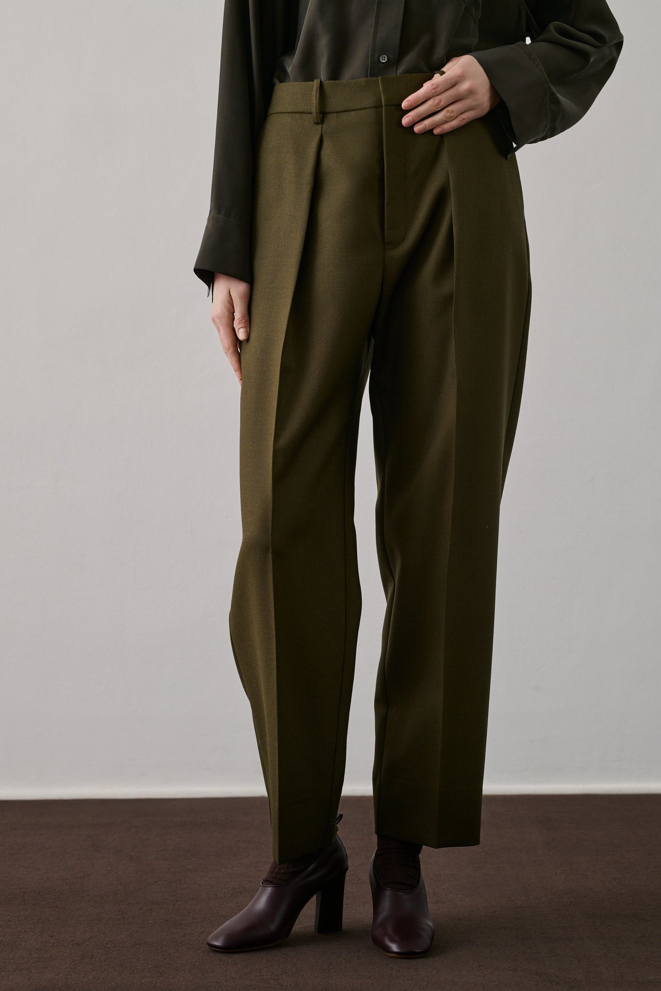 PANTALON FERREL Soeur seconde main photo 4