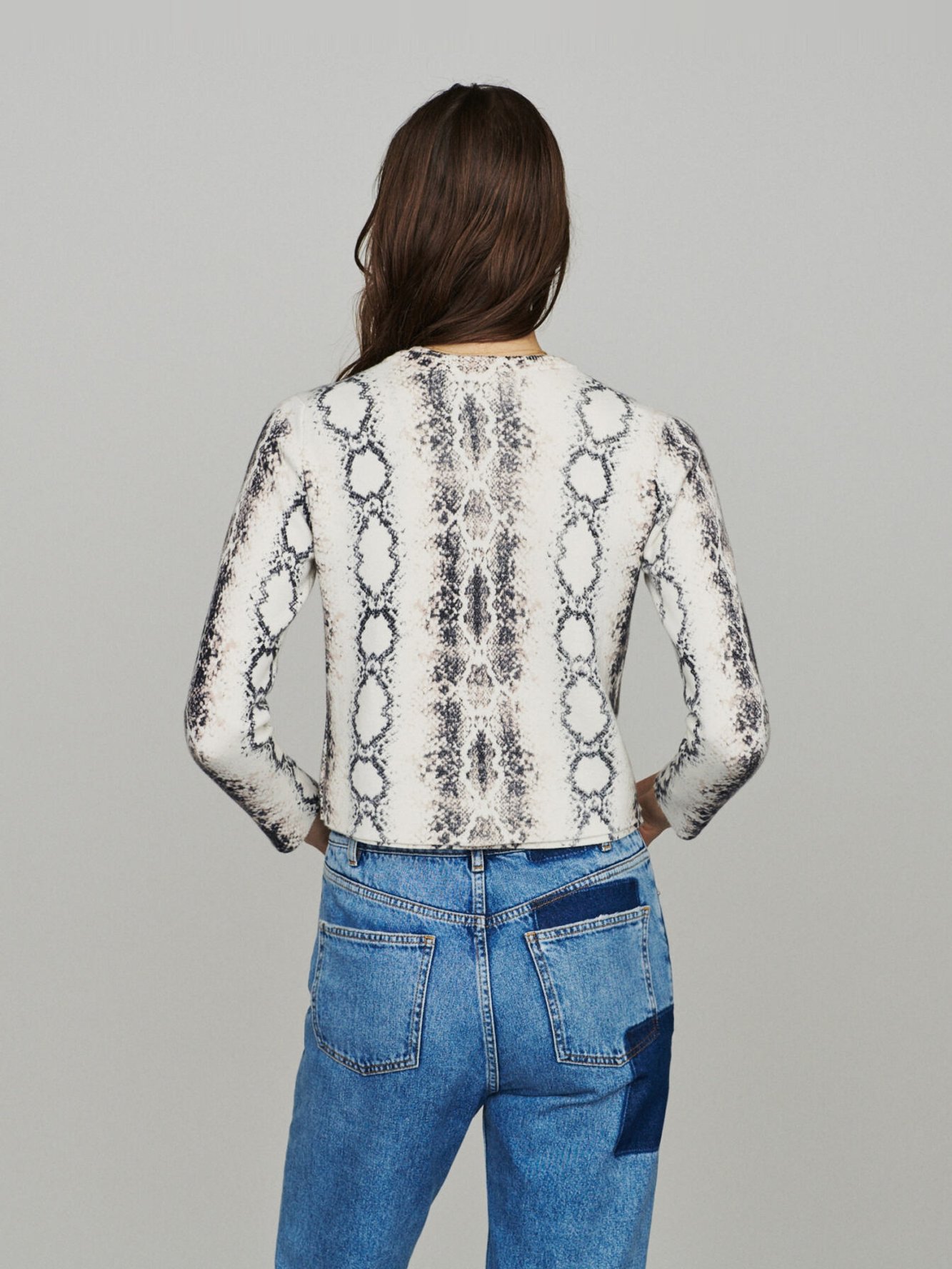 Short cardigan in python print Maje second-hand photo 3