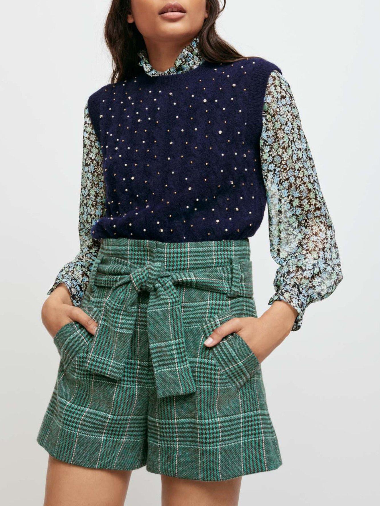 Photo produit Short à carreaux ceinturé numéro 1