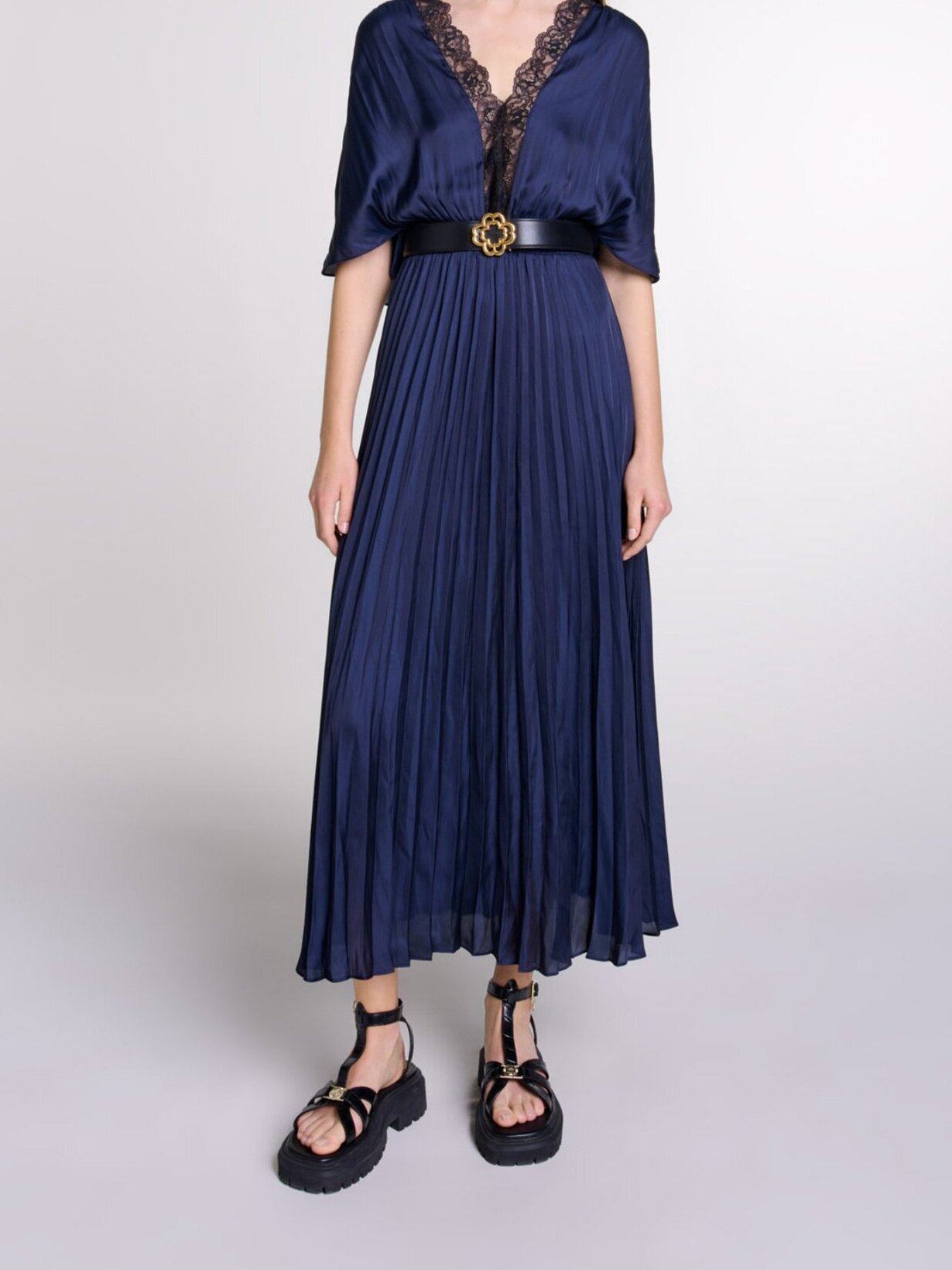 Pleated maxi dress with lace Maje second-hand photo 2