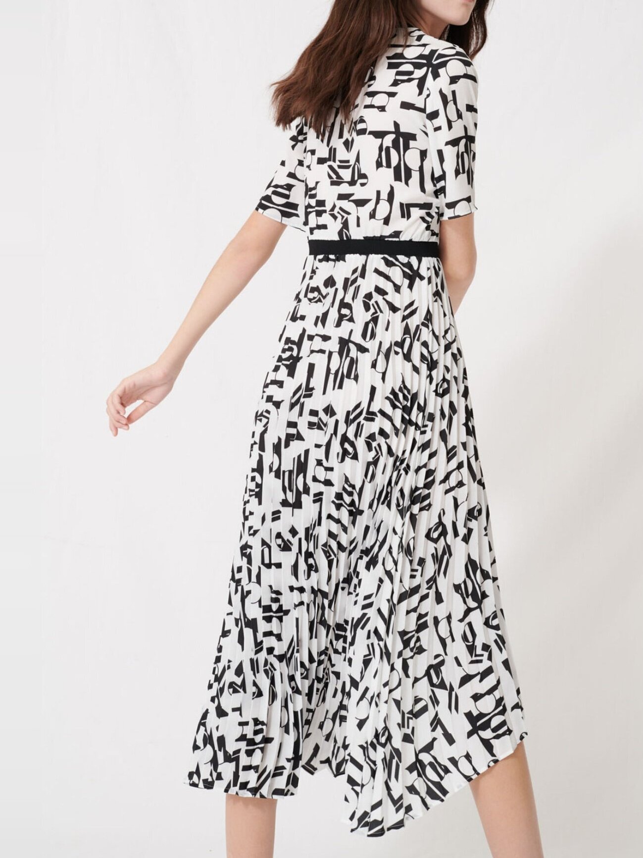 Robe à motifs et ceinture incrustée Maje seconde main photo 3