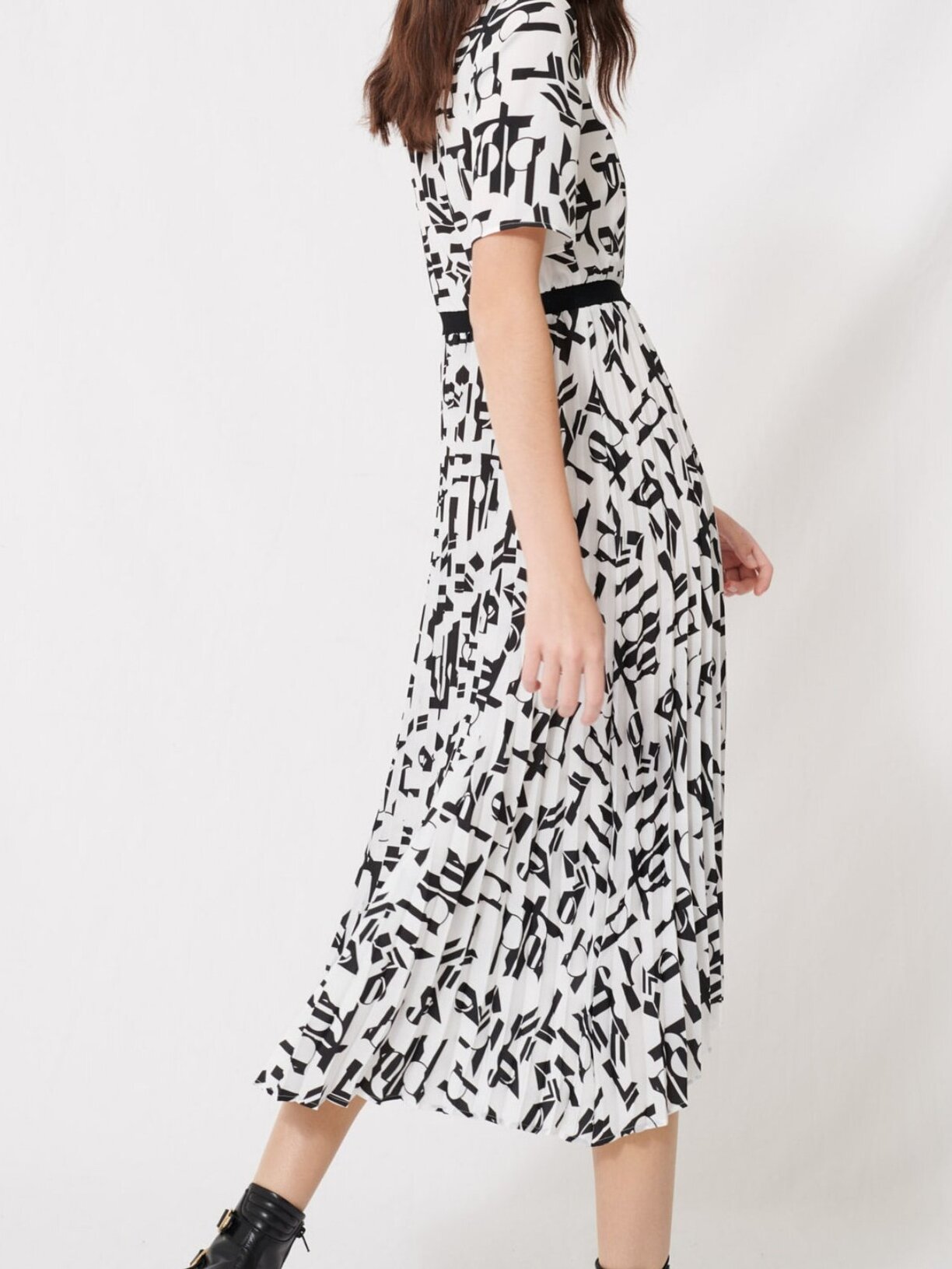 Robe à motifs et ceinture incrustée Maje seconde main photo 4