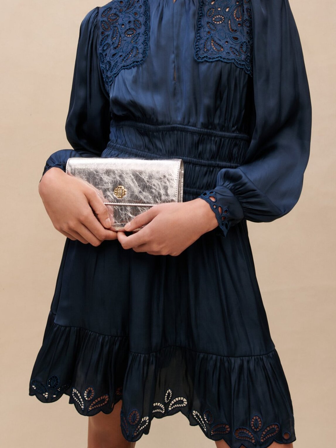 Robe smockée brodée Maje seconde main photo 5