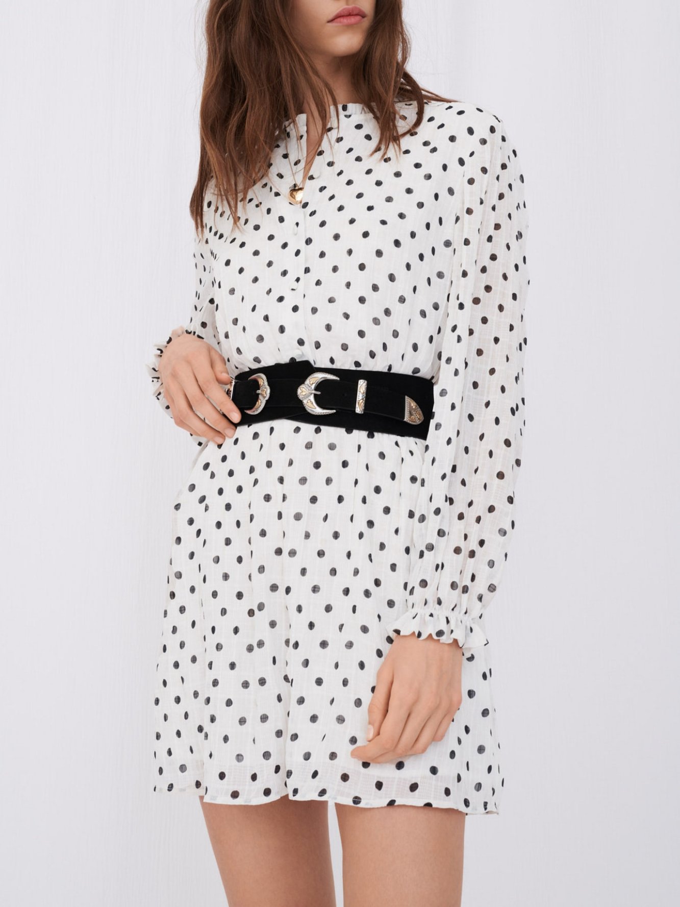 Crinkle-effect, belted polka dot dress Maje second-hand photo 3