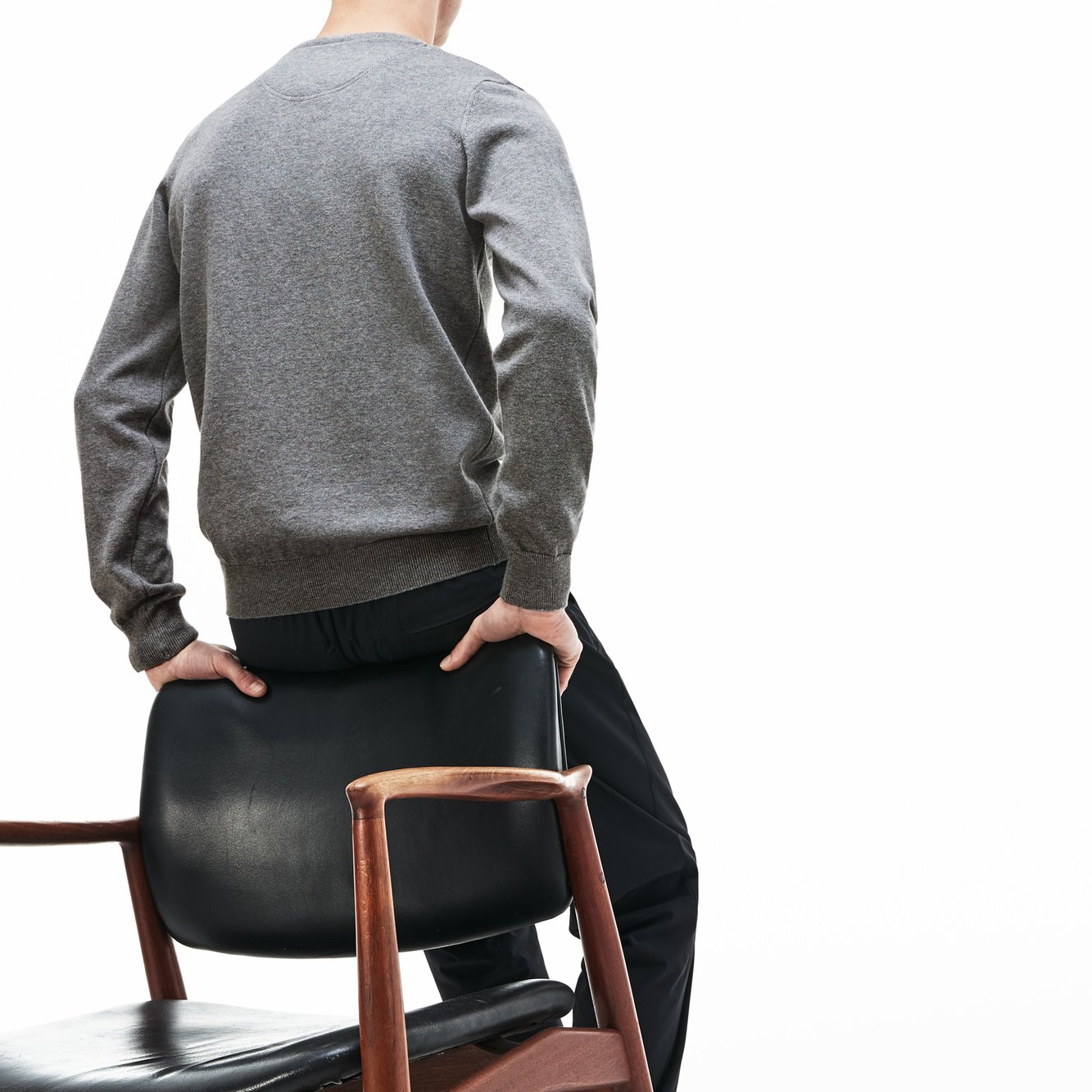 Pull homme Lacoste seconde main photo 4